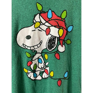 Snoopy Christmas Holiday Lights Tee T-Shirt XL Green Graphic‎ 2016 Novelty